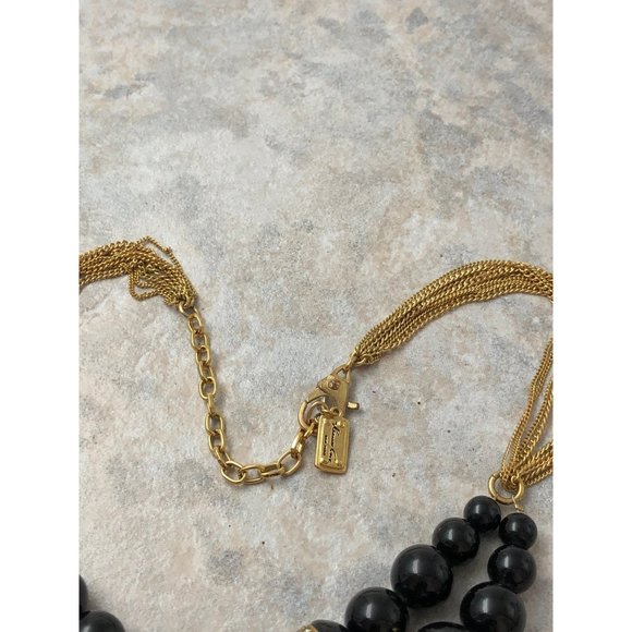 Kenneth Cole Necklace with matching earrings - Picture 3 of 6